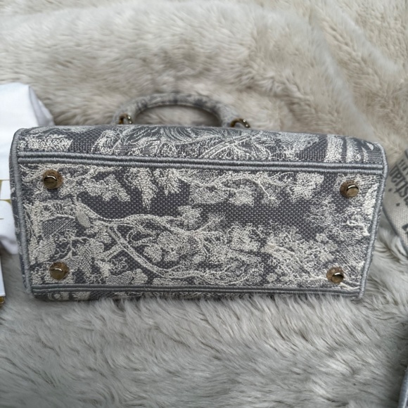 Dior Lady D-Lite Medium Gray Toile de Jouy - Picture 10 of 16